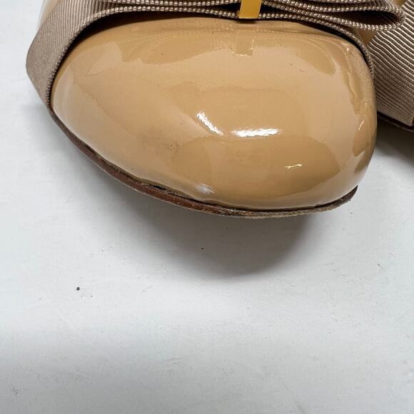 Tory Burch Trudy Flat Tan Patent Leather 7.5 Ballet Bow Logo Classic Neutral - Picture 5 of 16